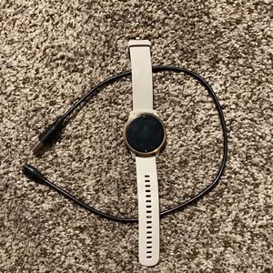 Garmin Venu watch & charger - rose gold